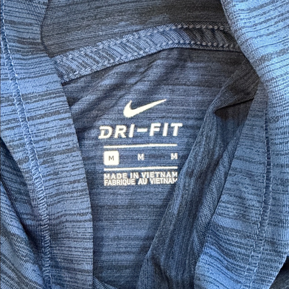 West Virginia Mountaineers Nike Dri-Fit Hoodie/Shirt. Size Medium. WVU. - Picture 7 of 10
